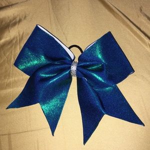 cheer bow